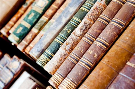 where to sell vintage books and how does one choose the right platform?